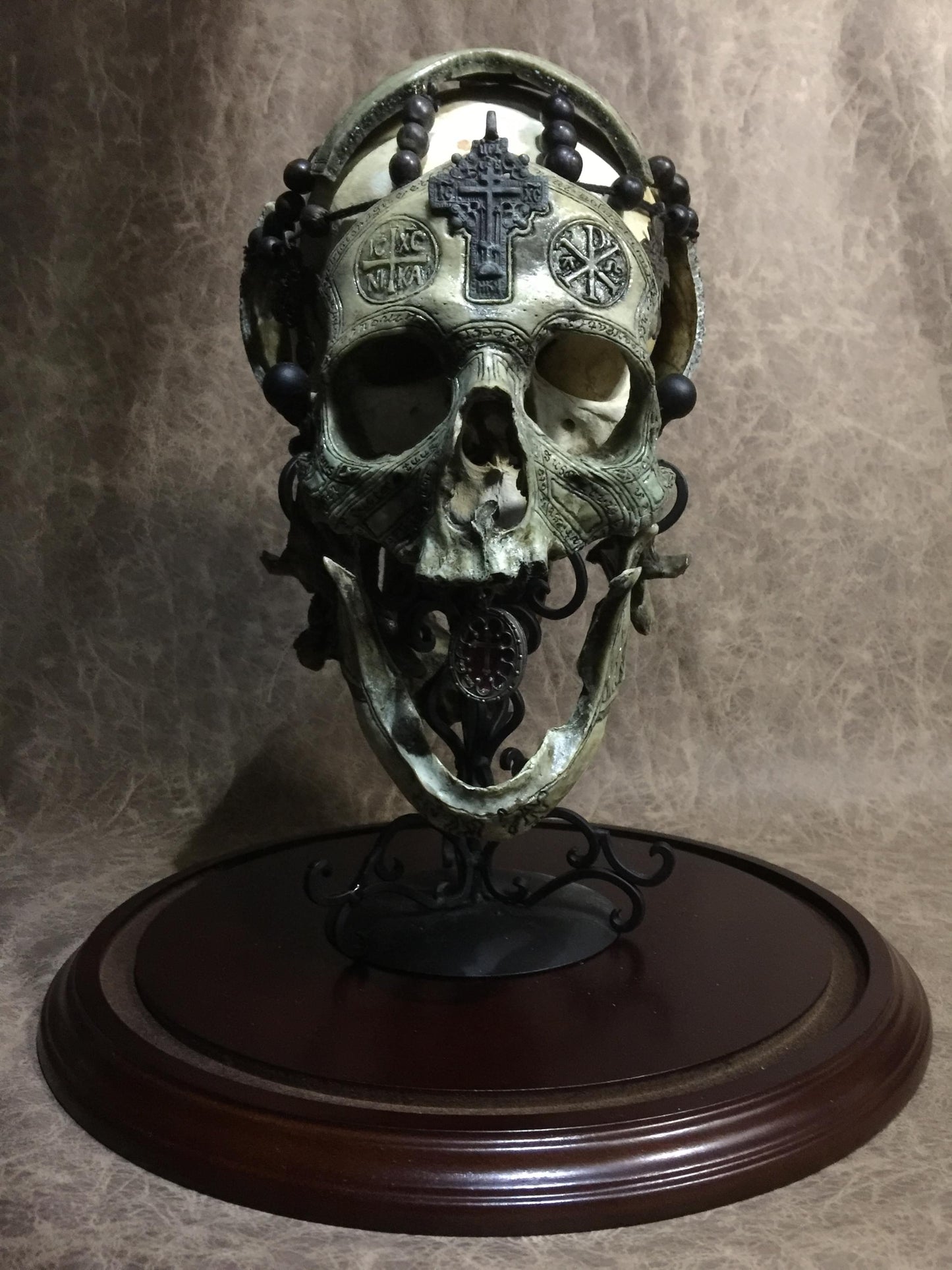 REAL - War Chaplain + stand + Replica Skull to also display on + dome choice