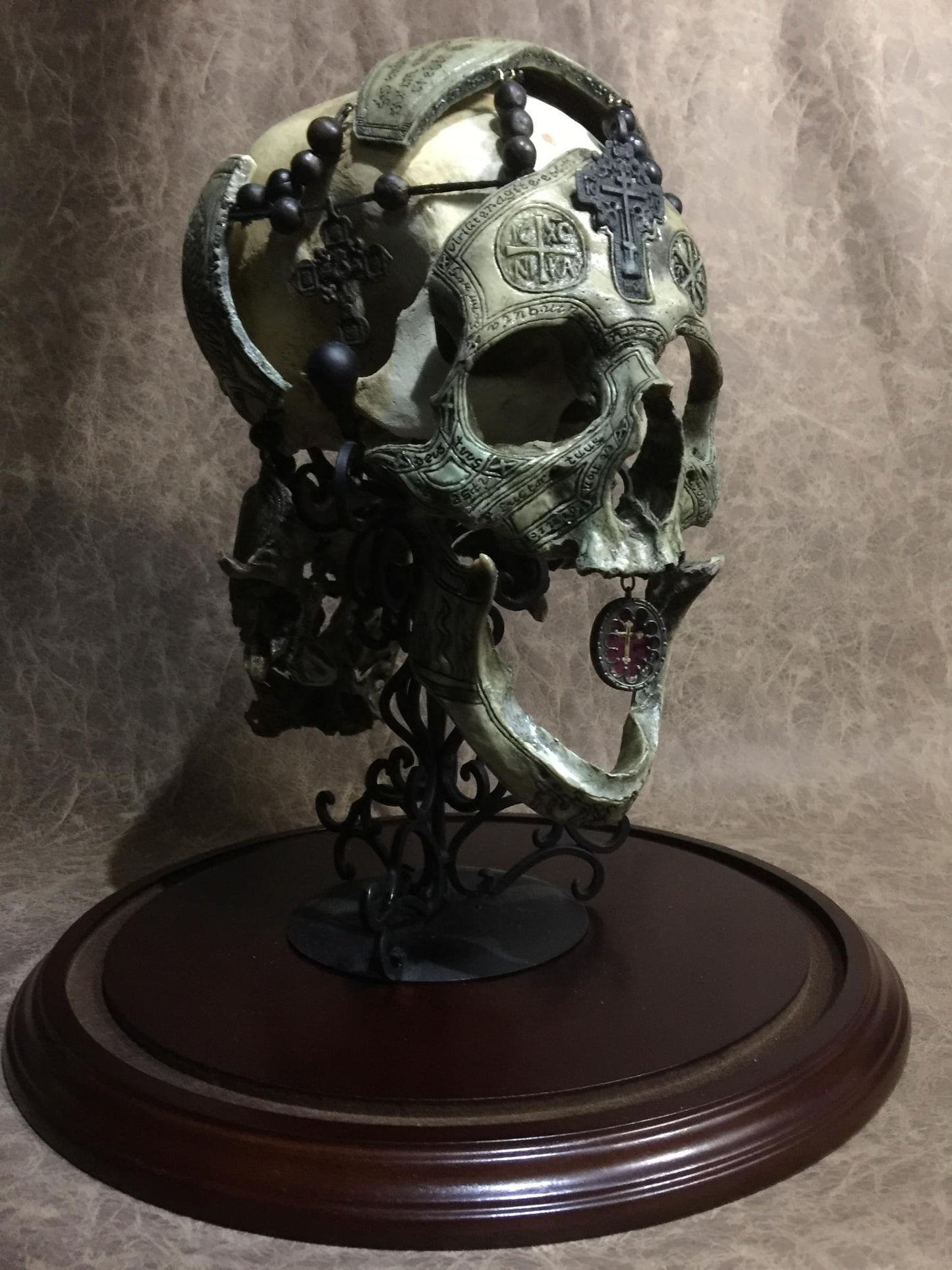 REAL - War Chaplain + stand + Replica Skull to also display on + dome choice