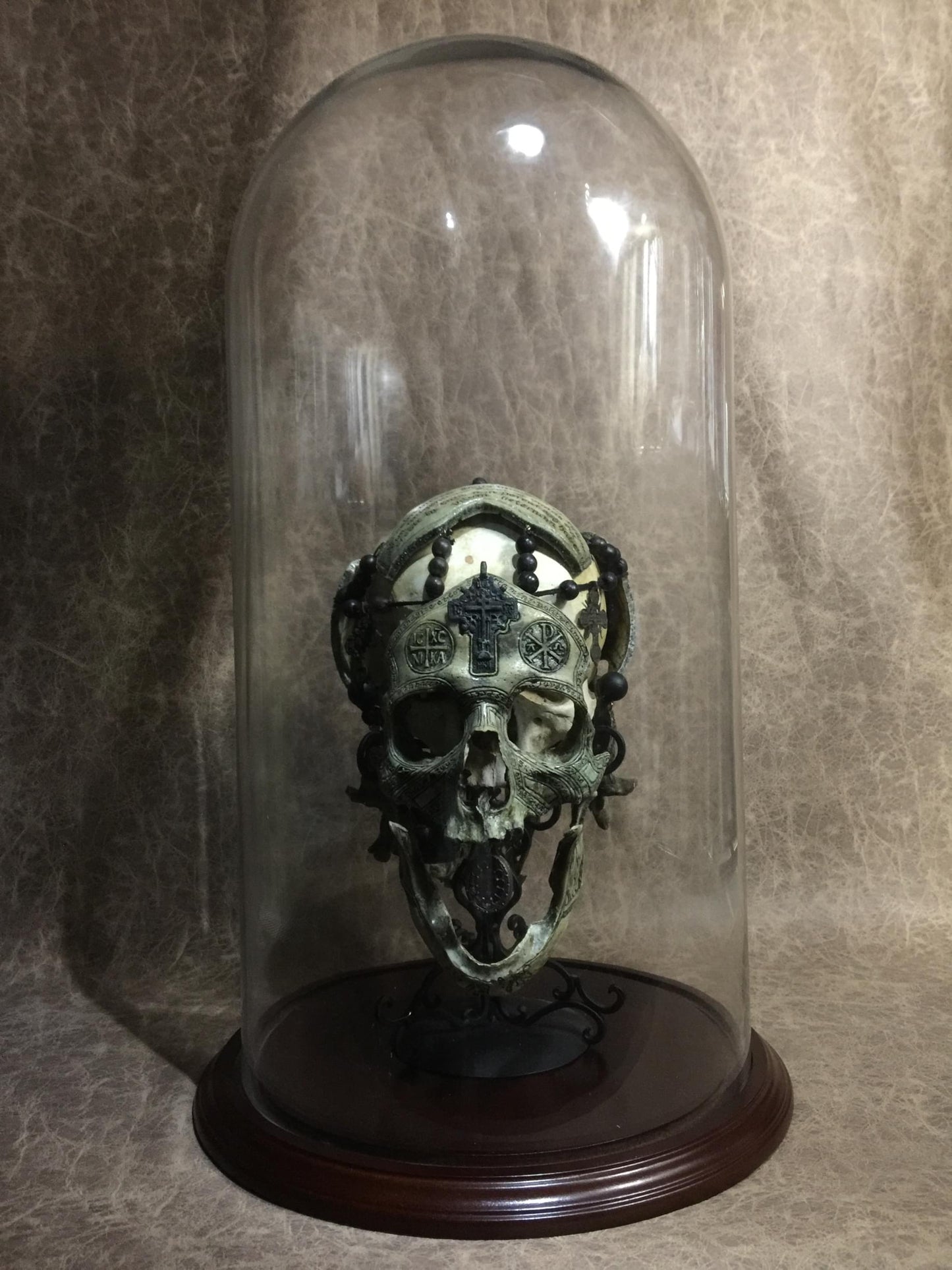 REAL - War Chaplain + stand + Replica Skull to also display on + dome choice