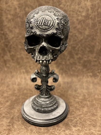 Fleur de lis - Skull Stand