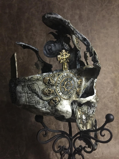 Gonzaga Processional Skull - Replica